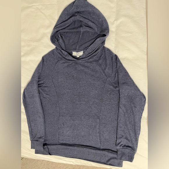 Hippie rose soft pull over - Picture 1 of 2